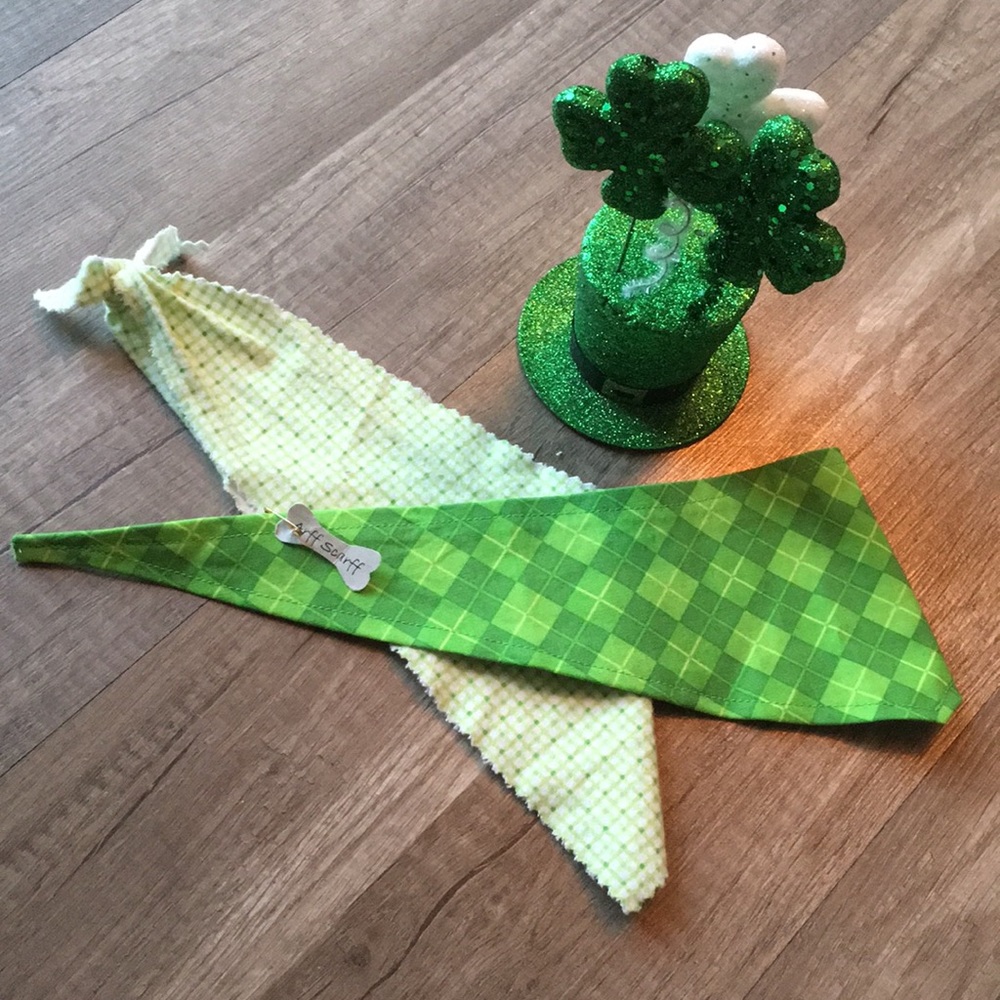 NEW Green Plaid Dog Bandana/Scarf bundle